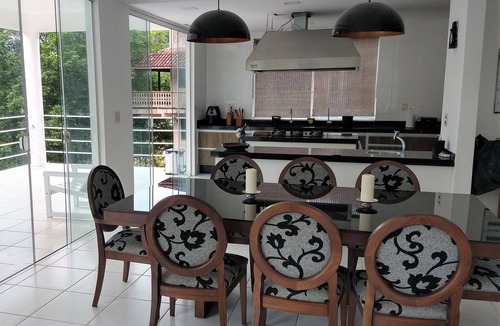 Portogalo House | 5 bedrooms in the best location in Angra + Boat for excursions (Optional)