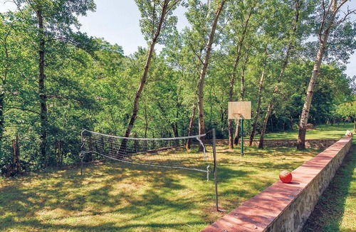 Partina House | 5 bedroom amazing home in partina ar