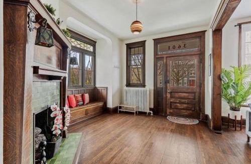 Park View House | 5-BR Historic Home Nestled Btw Petworth & CoHi