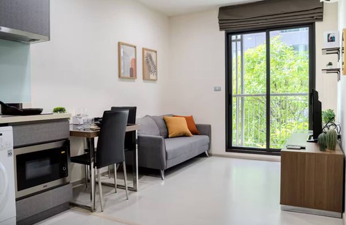 Sukhumvit Apartment | 5 Star Sukhumvit Condo Infinity Pool Gym Sauna