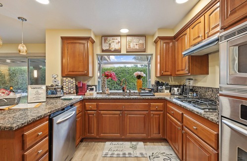 Corona House | 5BR w/Heated Pool & SPA ｜Mini Golf｜Kids Playhouse｜Monthly rental only