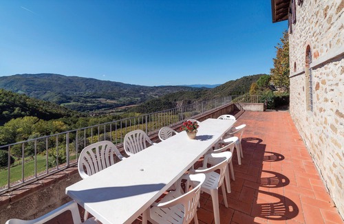 Dicomano House | 6 bedroom amazing home in Dicomano