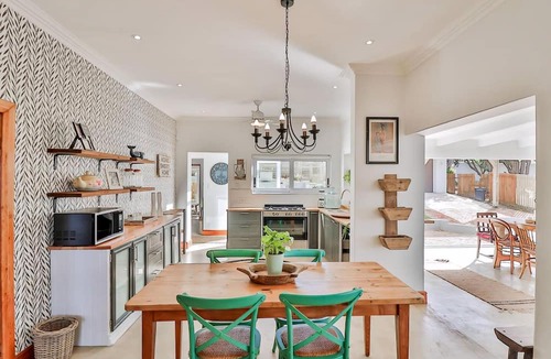 Kleinmond Cottage | 78 Beach Road | Oceanfront | Small pool | Sea view