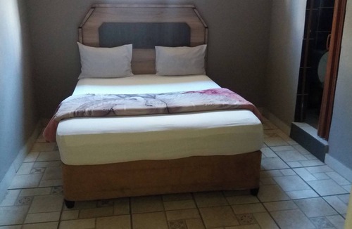Greater Johannesburg Metropolitan Area House | 79 Dunbar St