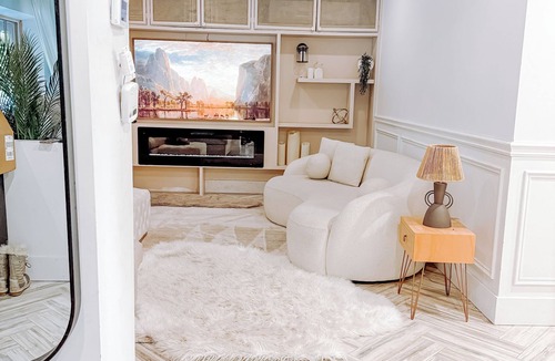 Caledon House | 8 Acre Retreat | 8 min From TPC | Golf Hike Hot Tub