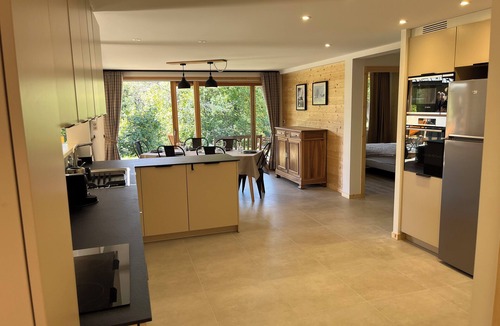 Crest-Voland Apartment | A 5-minute walk from the ski slopes, 6-person apartment built in 2025