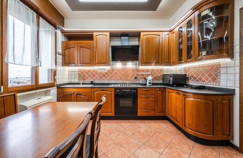 Fiorano Modenese Apartment | A 5 minuti dal Museo Ferrari - spazioso appartamento con 3 camere e parcheggio gratuito