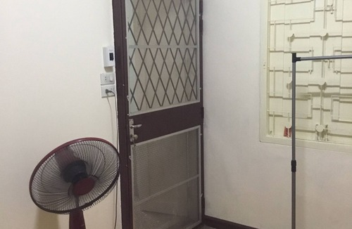 China Town House | A cheap private room