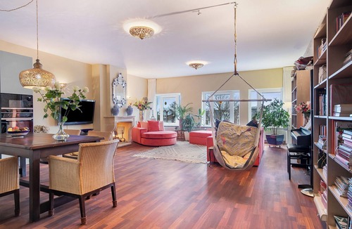 Haarlemmerbuurt Apartment | A Somptuous Canal Penthouse in the Emperor's Canal in Amsterdam!
