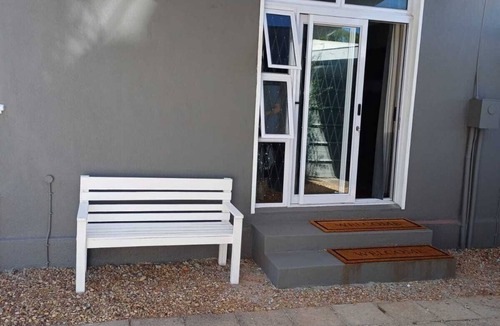 Plumstead Apartment | A stylish and large ensuite private bedroom suite with a separate entrance.