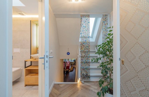 Jordaan Apartment | A Sumptuous Canal Penthouse on the Emperor's Canal in Amsterdam!