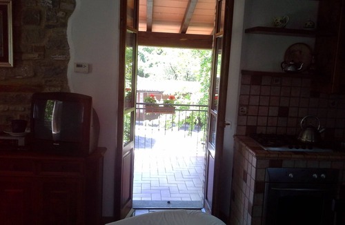 Vernasca House | A SUPERB RENOVATED 5 BEDROOM FARMHOUSE in the hills of EMILIA
