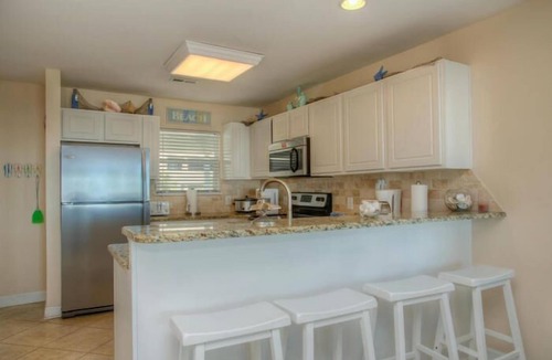 North Myrtle Beach House | Absolute Heaven-6BR/3.5BA-Oceanfront-Cherry Grove