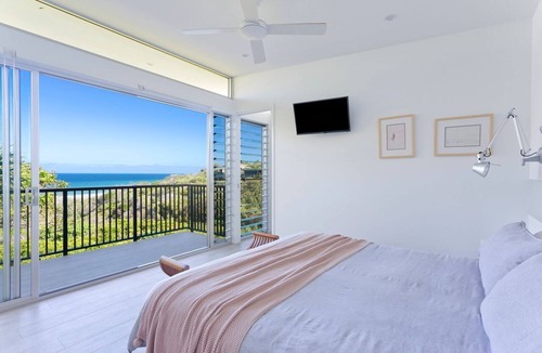 Sunshine Beach House | Adams32 Uninterrupted Sea views