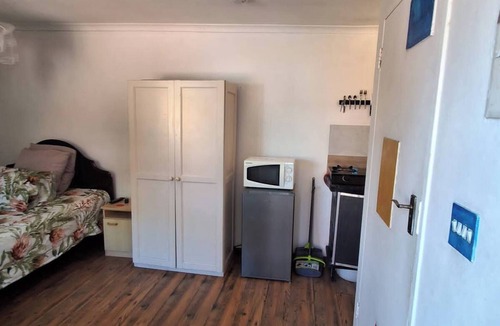 Cape Town Apartment | Adventure Cape Town 1