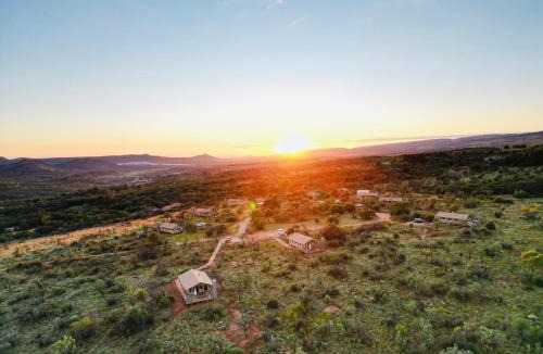 Rustenburg Cabin | AfriCamps at Milorho
