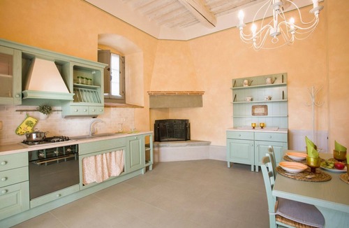 Castiglion Fibocchi Apartment | Agriturismo San Pietro Appartamento Rosaspina