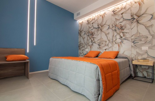 Cagnona House | Albana suite in a brand new private building close to the sea and the center.