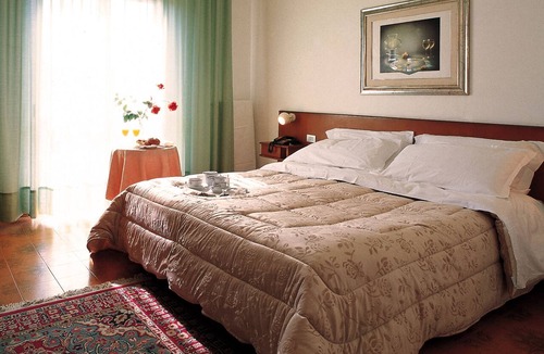 Bagni di Tabiano Hotel | Albergo Boomerang