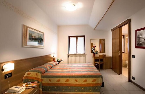 Darfo Boario Terme Hotel | Albergo Il Castellino
