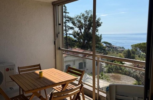 Sanremo Apartment | ALEXSOHOUSE iL MARE