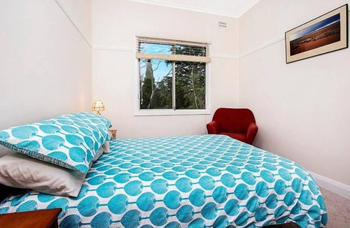 Katoomba House | Allambee Cottage - a place of rest