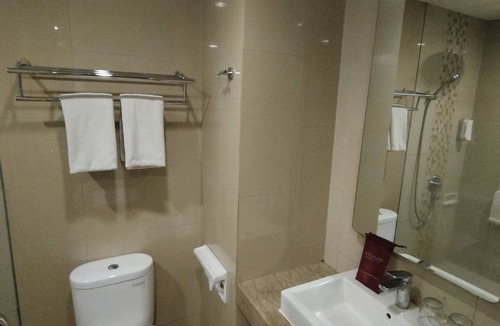 Menteng Hotel | Alltrue Lite Senen Jakarta