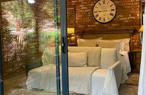 Klerksdorp Bed & Breakfast | Aloe Guesthouse Klerksdorp