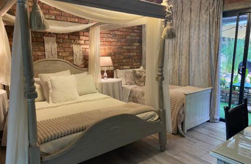 Klerksdorp Bed & Breakfast | Aloe Guesthouse Klerksdorp