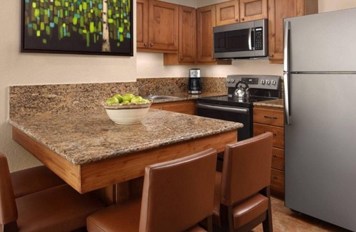 Peak 9 Resort | Alpine Getaway in the Heart of Breckenridge- Marriott's Mt. Valley Lodge- Studio