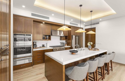 Sunset Beach Apartment | Alvar Luxury 3 BR + Golf & Beach & Private Hot Tub