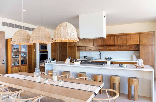 La Ribera Villa | Amazing architecture Villa Suna | Beach front