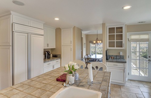 Simi Valley House | Amazing Mtn & City Views! Simi Valley Hideaway