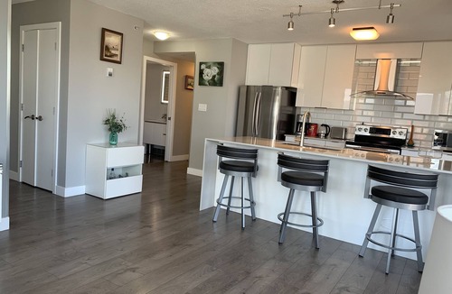 Crosstown Apartment | Amazing Views, DT, Free Parking