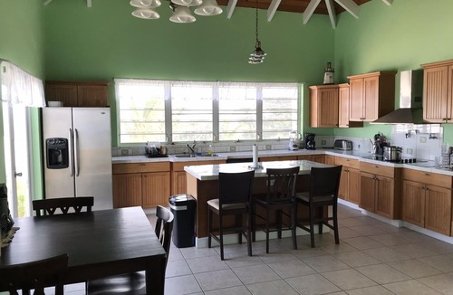 Estate Clairmont Villa | Amazing views from this Mid-Island Villa with swim up pool bar.