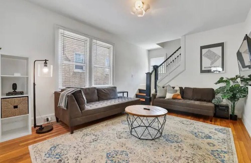 Fairlawn House | Anacostia Bungalow