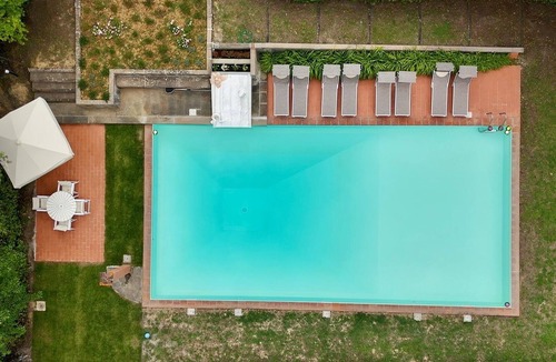 Twist Apartment | Andrea's Olea-apartment in Tuscan villa, near Florence, with pool.