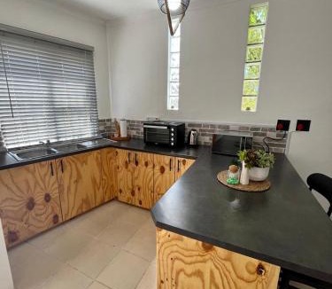 Paarl Apartment | Angel's Cottage