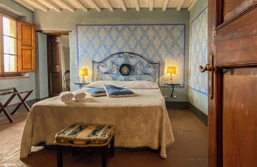 Palaia House | Antica Dimora Leones