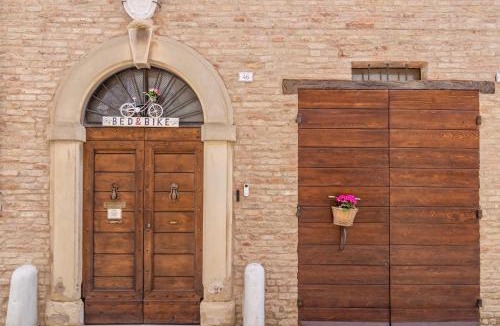 Corinaldo House | Antica Dimora Sforza Bed & Bike