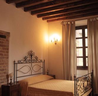 Tabiano Castello Hotel | Antico Borgo Di Tabiano Castello - Relais de Charme