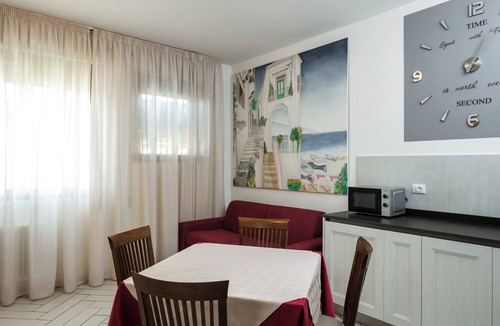 Province of Bologna Apartment | ANYA & ANTONIO'S PLACE COZY SUITE close to city center and Airport. Free parking
