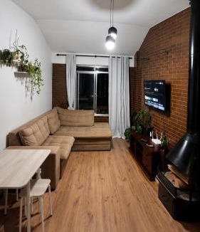 Alto Apartment | Apartamento com Lareira a 5 Min da Feirinha do Alto - Piscina e Sauna