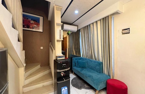 Gandaria-selatan Hotel | Aparthouse Crystal