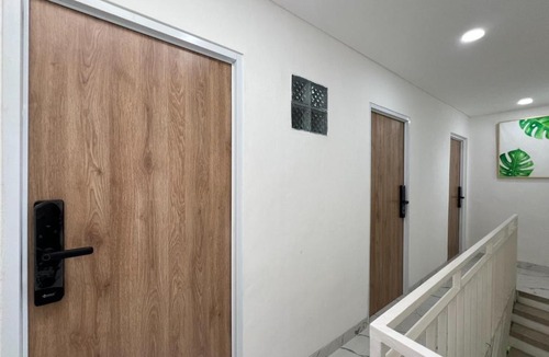 Gandaria-selatan Hotel | Aparthouse Crystal