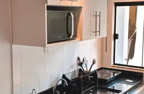 Monsuaba Apartment | Apartment 100m from the beach with a coffee shop next door – Angra