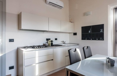 San Donato Apartment | Apartment-Apartment-Ensuite with Shower-City view-Deluxe