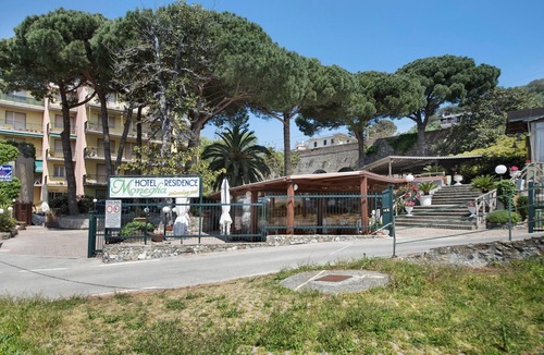 Moneglia Apartment | Apartment "Bilocale Moneglia 37" with Shared Pool and Wi-Fi