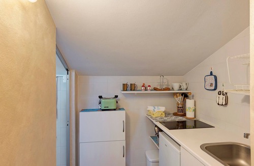 Cervo Apartment | Apartment 'Casa Athena' with Wi-Fi