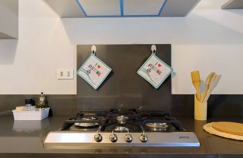Ponsacco Apartment | Apartment 'Casa Vacanze - Da Nonna Pia' with Private Garden, Wi-Fi & Air Conditioning